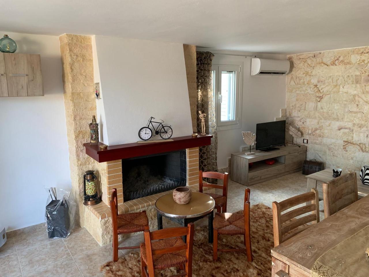 הוילה Pikérmion Peaceful House Near Airport מראה חיצוני תמונה